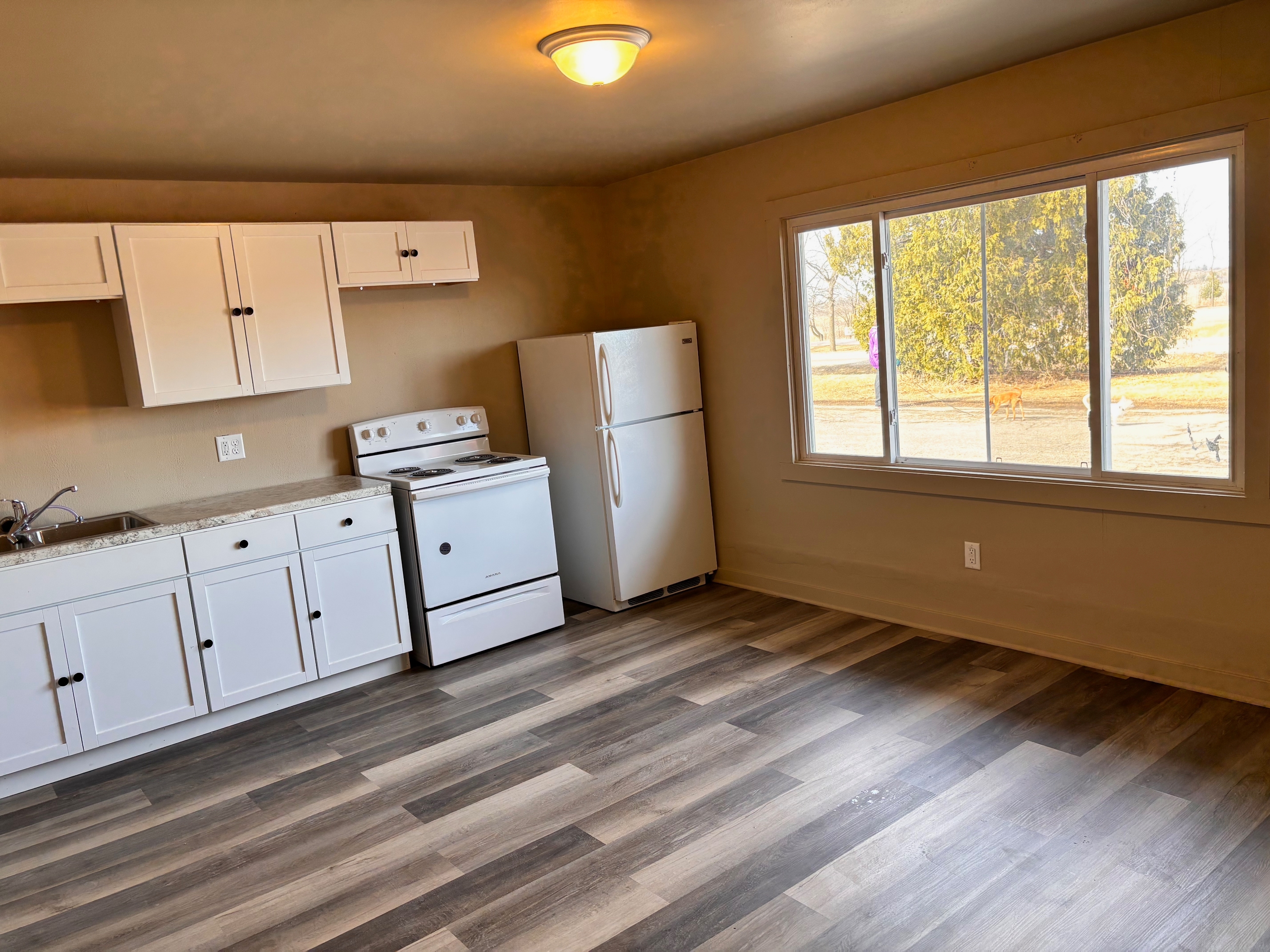 8001 N Brandon Road - 8